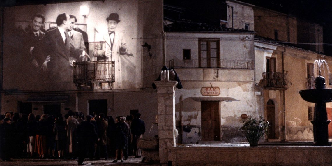 Fshati i ‘Nuovo Cinema Paradiso’ këndon shqip në malin e Trëndafilave