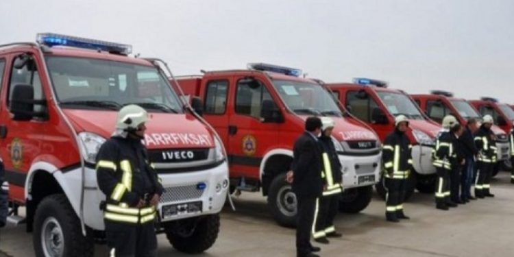Greqisë “trime” po i digjet prapanica: Kërkon rikthimin zjarrfikëseve të Shqipërisë për ndihmë