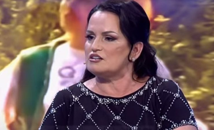 Pse nuk guxoi Fatmira Breçani të këndojë këngën e Sali Berishës në Shkodër? (Video) Pse nuk guxoi Fatmira Breçani të këndojë këngën e Sali Berishës në Shkodër? (Video)