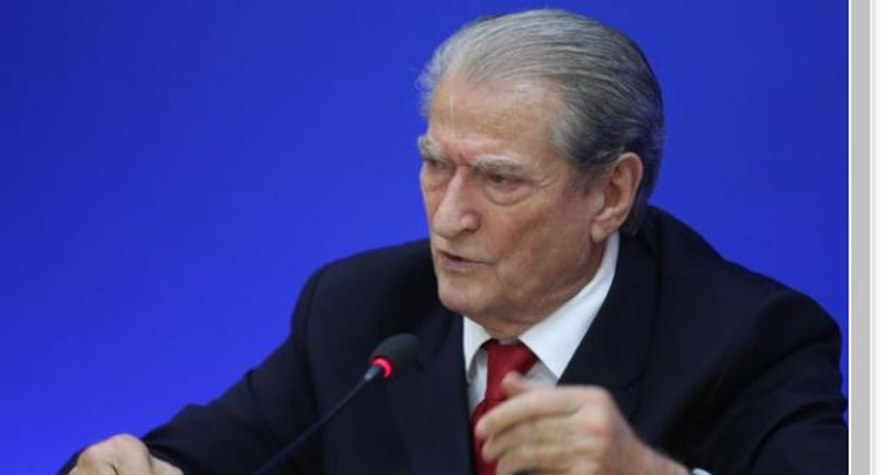 Kreu i Unionit të Gazetarëve zbulon skemën që do të përdorë Berisha për të qëndruar në politikë: Ja alternativa e vetme që i ka mbetur “non gratës” Kreu i Unionit të Gazetarëve zbulon skemën që do të përdorë Berisha për të qëndruar në politikë: Ja alternativa e vetme që i ka mbetur “non gratës”