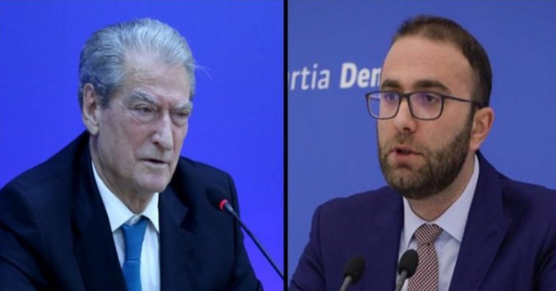 Ish deputeti i PD: Hipokrizi artistike teatrore! E urrejnë njëri-tjetrin në ekstrem, por shtiren sikur u mblodhën për tu bashhkuar Ish deputeti i PD: Hipokrizi artistike teatrore! E urrejnë njëri-tjetrin në ekstrem, por shtiren sikur u mblodhën për tu bashhkuar