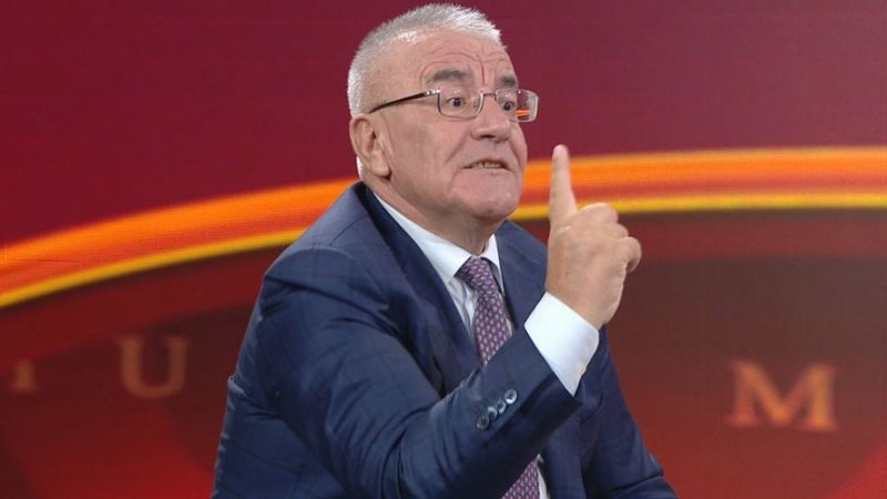 Ylli Rakipi ngre “alarmin”: Mos vajti për lesh kjo botë, që Bajrami dhe Rama drejtojnë Këshillin e Sigurimit në OKB? Ylli Rakipi ngre “alarmin”: Mos vajti për lesh kjo botë, që Bajrami dhe Rama drejtojnë Këshillin e Sigurimit në OKB?