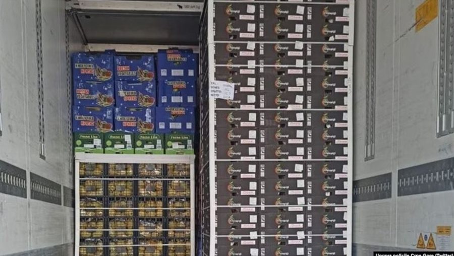 21 persona në Malin e Zi nën akuzë për trafik kokaine, në listë kryetari i Budvës dhe zyrtarë të policisë 21 persona në Malin e Zi nën akuzë për trafik kokaine, në listë kryetari i Budvës dhe zyrtarë të policisë