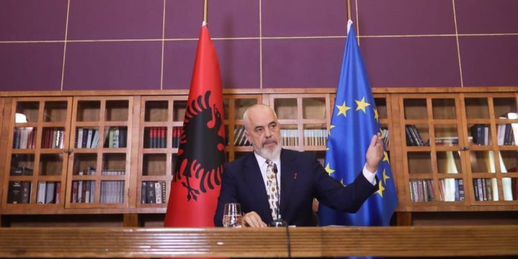 Tjetër fshikullim Brukselit nga Tirana për “ledhatimin” ndaj Serbisë: Të 7-at apo të 40-at…Ironia therrëse e Ramës me BE-në Tjetër fshikullim Brukselit nga Tirana për “ledhatimin” ndaj Serbisë: Të 7-at apo të 40-at…Ironia therrëse e Ramës me BE-në