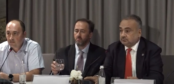 “Greqia nuk lejon çamët të kërkojnë pronat, a nuk është shkelje e të drejtave të njeriut”! Avokati grek nuk pranoi të përgjigjet: Kam ardhur për Belerin “Greqia nuk lejon çamët të kërkojnë pronat, a nuk është shkelje e të drejtave të njeriut”! Avokati grek nuk pranoi të përgjigjet: Kam ardhur për Belerin