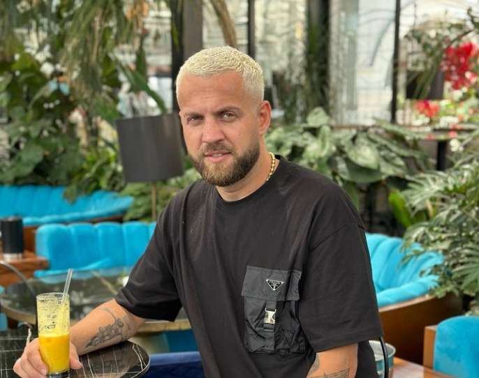 FOTO/ Tifoz i thekur i Interit, Luiz Ejlli “refuzon” drejtorin legjendar të Milanit FOTO/ Tifoz i thekur i Interit, Luiz Ejlli “refuzon” drejtorin legjendar të Milanit