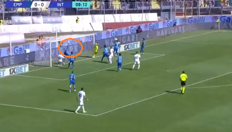 VIDEO/ I çmendur! Ardian Ismajli mori dorezat e Berishës dhe i hoqi golin e sigurt Interit, media italiane: A ju duket rastësi që Empoli e pësoi sa iku Ismajli? VIDEO/ I çmendur! Ardian Ismajli mori dorezat e Berishës dhe i hoqi golin e sigurt Interit, media italiane: A ju duket rastësi që Empoli e pësoi sa iku Ismajli?