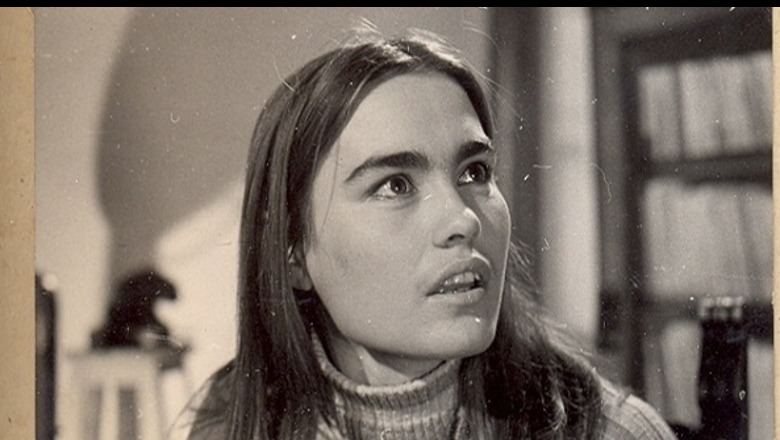 Dukeshin të gjithë si të çmendur viktimat e drejtësisë së kohës së Berishës! Apo jo Elida Cangonji? Dukeshin të gjithë si të çmendur viktimat e drejtësisë së kohës së Berishës! Apo jo Elida Cangonji?