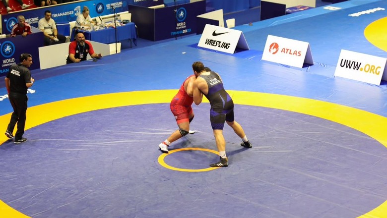 Tirana mikpriti për herë të parë Kampionatin Botëror të Mundjes, Veliaj: 1 mijë ngjarje sportive këtë vit Tirana mikpriti për herë të parë Kampionatin Botëror të Mundjes, Veliaj: 1 mijë ngjarje sportive këtë vit