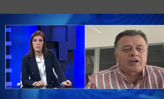 Sherr i madh mes Mulit nga Foltorja dhe Lalës nga banaku i Fanes… për Saliun dhe Abin Sherr i madh mes Mulit nga Foltorja dhe Lalës nga banaku i Fanes… për Saliun dhe Abin