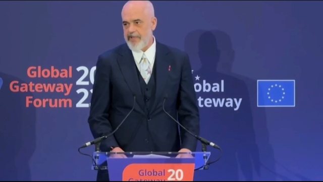 Rama: Kam pasur disa dështime në martesë, por gjeta të duhurën! Besoj se do e martojmë edhe Shqipërinë me BE-në Rama: Kam pasur disa dështime në martesë, por gjeta të duhurën! Besoj se do e martojmë edhe Shqipërinë me BE-në