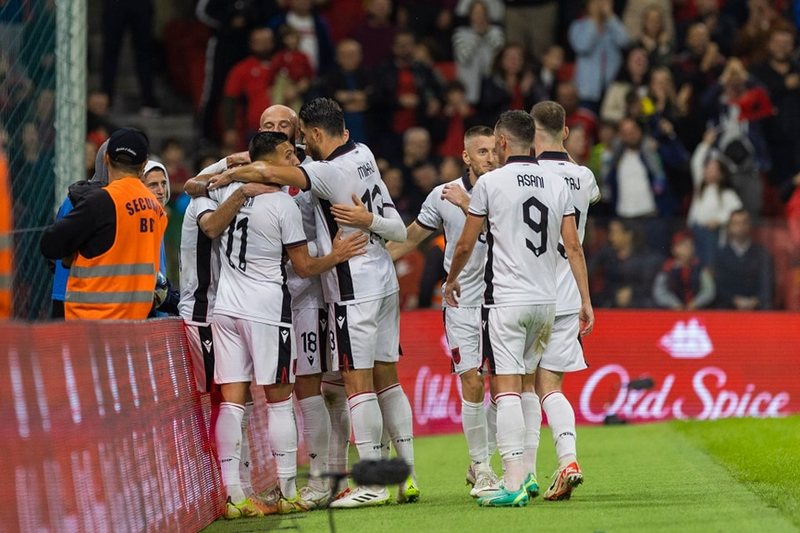 Statistikat: Shqipëria e mahnitshme, barazohet rekordi i fitoreve në shtëpi Statistikat: Shqipëria e mahnitshme, barazohet rekordi i fitoreve në shtëpi