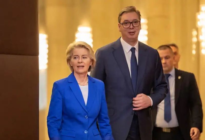 Vuçiç sfidon Perëndimin: Njohja e Kosovës, për ne nuk është çështje. Nuk kam turp ta them këtë as para presidentes së Komisionit Evropian Vuçiç sfidon Perëndimin: Njohja e Kosovës, për ne nuk është çështje. Nuk kam turp ta them këtë as para presidentes së Komisionit Evropian