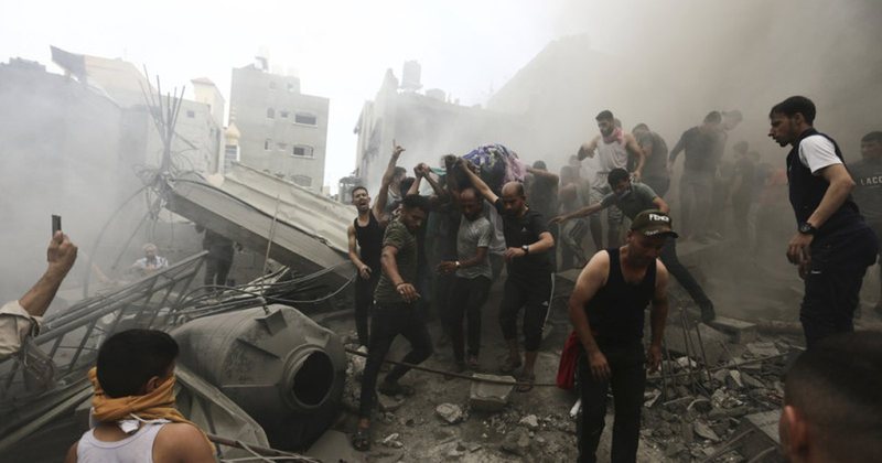 Gaza nën rrethim të plotë! Izraeli rimerr kontrollin e gardhit kufitar: Hamasi kërcënon të vrasë pengjet Gaza nën rrethim të plotë! Izraeli rimerr kontrollin e gardhit kufitar: Hamasi kërcënon të vrasë pengjet