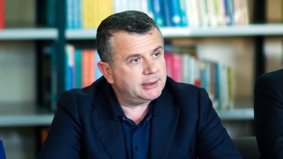 Sulmi ndaj Gjergj Zefit, reagon Balla: Do bëjmë gjithçka për kapjen e autorëve Sulmi ndaj Gjergj Zefit, reagon Balla: Do bëjmë gjithçka për kapjen e autorëve