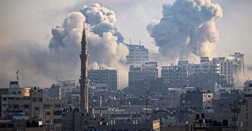 Pamje të rënda/ Goditet kolona me civilë teksa largohej nga Gaza veriore, dhjetëra të vdekur, mes tyre edhe fëmijë Pamje të rënda/ Goditet kolona me civilë teksa largohej nga Gaza veriore, dhjetëra të vdekur, mes tyre edhe fëmijë