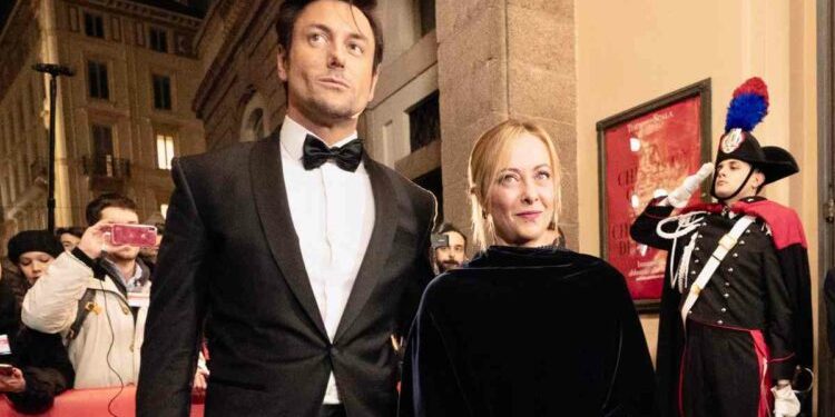 VIDEO/ ‘Dua të bëjmë një treshe’ Skandali i partnerit të Melonit i cili pranoi tradhtinë, kryeministrja italiane i jep fund pas 10 vjetësh martesës së saj: Me rëndësi është vetëm vajza jonë VIDEO/ ‘Dua të bëjmë një treshe’ Skandali i partnerit të Melonit i cili pranoi tradhtinë, kryeministrja italiane i jep fund pas 10 vjetësh martesës së saj: Me rëndësi është vetëm vajza jonë