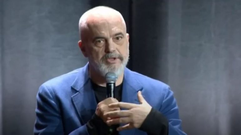 Hapet Teatri në Universitetin e Arteve, Rama: Përmbushëm një amanet! M’u dha mundësia t’i ktheja këtij vendi shumë pak nga çfarë mora Hapet Teatri në Universitetin e Arteve, Rama: Përmbushëm një amanet! M’u dha mundësia t’i ktheja këtij vendi shumë pak nga çfarë mora