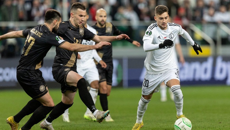 VIDEO/ Gjithë stadiumi bërtet emrin e tij, Ernest Muçi shënon golin e katërt në Poloni VIDEO/ Gjithë stadiumi bërtet emrin e tij, Ernest Muçi shënon golin e katërt në Poloni