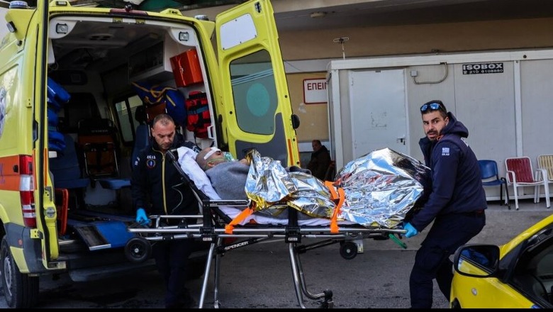 Tragjedi në Greqi! Fundoset anija pranë ishullit Lesbos: Zhduken pa gjurmë 13 anëtarë të ekuipazhit Tragjedi në Greqi! Fundoset anija pranë ishullit Lesbos: Zhduken pa gjurmë 13 anëtarë të ekuipazhit