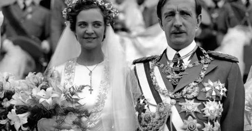 Kujtimet e Geraldinës: Zogu mori këmishën time të natës me provën e virgjërisë dhe e çoi në … Kujtimet e Geraldinës: Zogu mori këmishën time të natës me provën e virgjërisë dhe e çoi në …