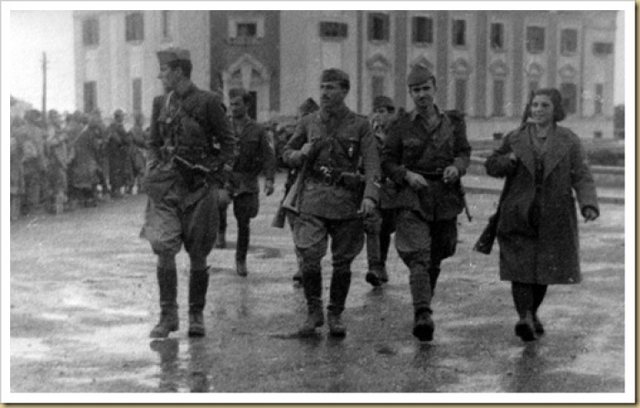 Sot 17 Nëntori, dita e çlirimit të Tiranës Sot 17 Nëntori, dita e çlirimit të Tiranës