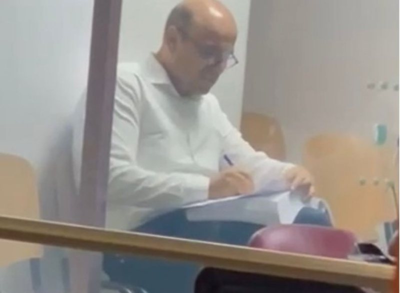 amarbër Malltezi, letër nga burgu si Profesor, Doktor. I përgjigjet Carlo Bollino amarbër Malltezi, letër nga burgu si Profesor, Doktor. I përgjigjet Carlo Bollino