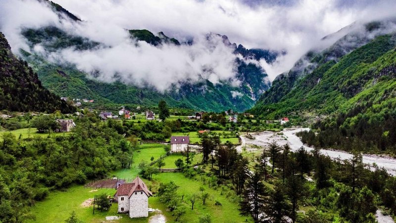 National Geographic rendit Shqipërinë në vendin e parë për t’u vizituar! Kryeministri Rama: Jemi destinacioni “cool” për 2024