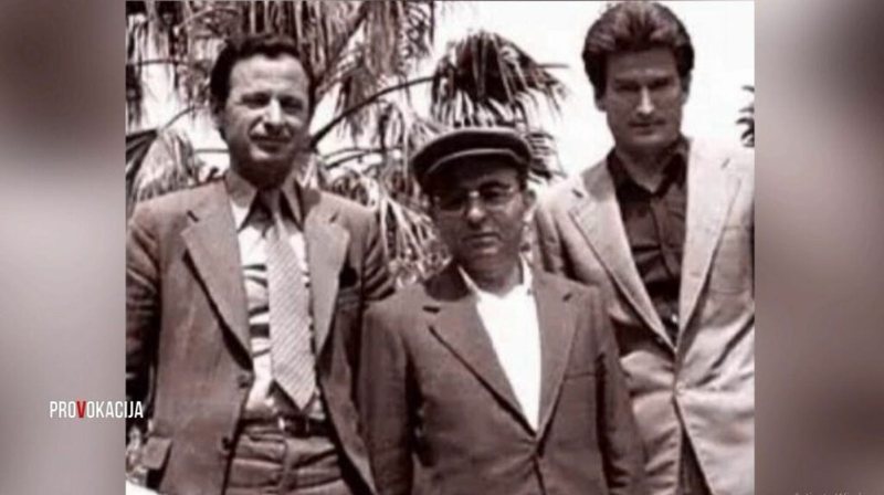 Edhe Sulo Gradeci me dosje në Sigurimin e Shtetit, zbulohen dokumentet (vetëm Berisha s’ka dosje…) Edhe Sulo Gradeci me dosje në Sigurimin e Shtetit, zbulohen dokumentet (vetëm Berisha s’ka dosje…)