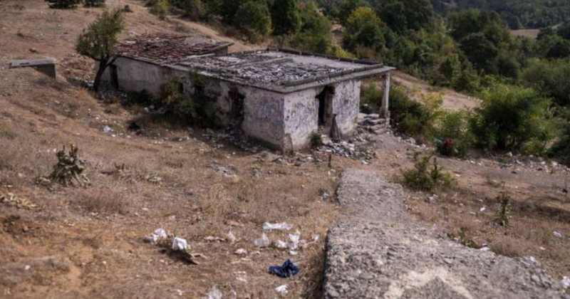 Gazeta italiane: Greqia bllokon Shqipërinë për shkak të Çamërisë! Ja pse duhet të flasim për persekutimin e shqiptarëve Gazeta italiane: Greqia bllokon Shqipërinë për shkak të Çamërisë! Ja pse duhet të flasim për persekutimin e shqiptarëve