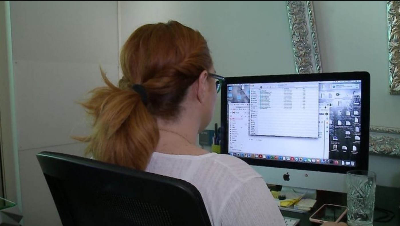 Rritja e pagave, mësuesit nga 95.000-106.000 lekë në muaj. Ja sa do shkojnë pagat e mjekëve, infermierëve, ushtarakëve dhe administratës Rritja e pagave, mësuesit nga 95.000-106.000 lekë në muaj. Ja sa do shkojnë pagat e mjekëve, infermierëve, ushtarakëve dhe administratës