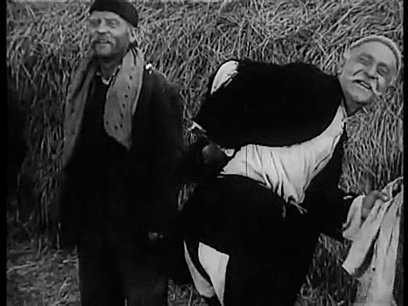 Sali Efendi, mos ik pa u treguar shqiptarëve formulën… si të pasurohen “ndershmërisht” si fëmijët tuaj! Sali Efendi, mos ik pa u treguar shqiptarëve formulën… si të pasurohen “ndershmërisht” si fëmijët tuaj!