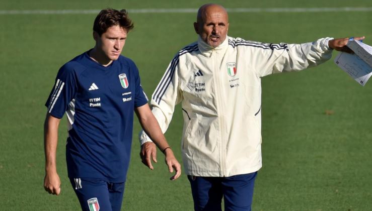 Italia rrezikon të mbetet jashtë Europianit, Spaleti publikon listën duke ftuar edhe “bastexhiun” Italia rrezikon të mbetet jashtë Europianit, Spaleti publikon listën duke ftuar edhe “bastexhiun”