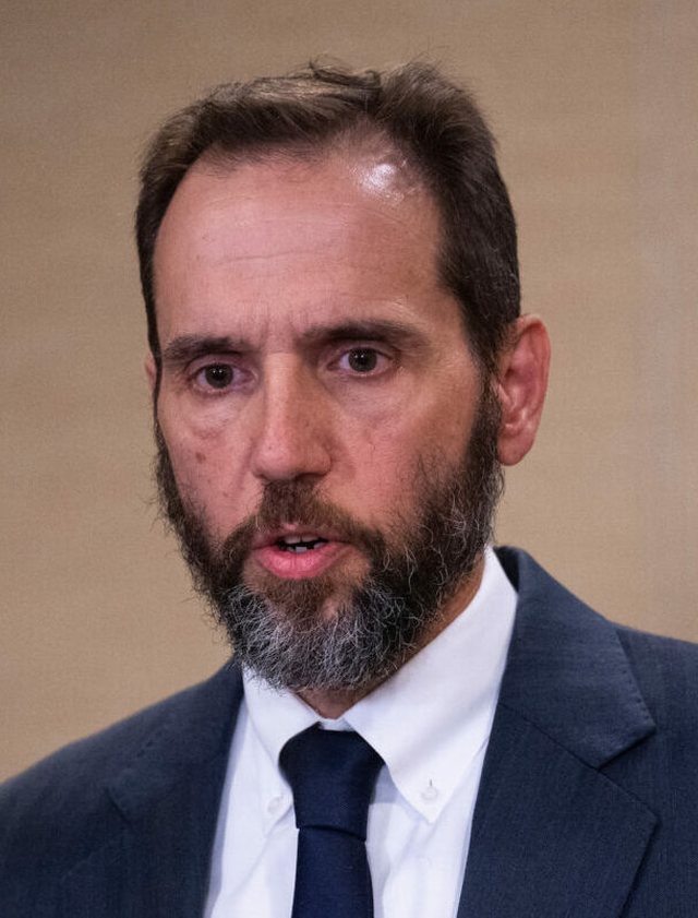 Prokurori Special Smith nën hetim nga Departamenti i Drejtësisëë, dyshohet për ryshfete për të fundosur Thaçin Prokurori Special Smith nën hetim nga Departamenti i Drejtësisëë, dyshohet për ryshfete për të fundosur Thaçin