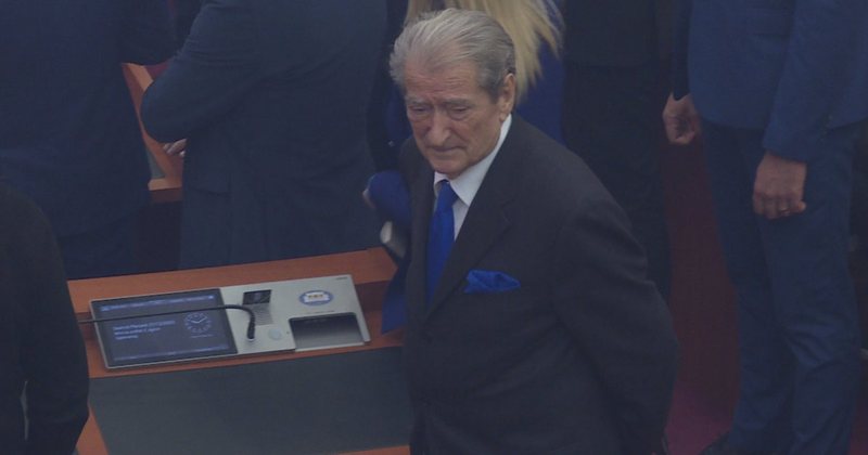 Brenda 5 ditëve vendoset për arrestimin e Berishës Brenda 5 ditëve vendoset për arrestimin e Berishës