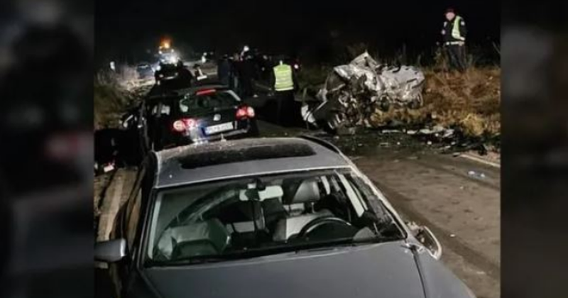 Aksident tragjik në vendin fqinj, raportohet për 4 të vdekur, 3 prej tyre janë shqiptarë Aksident tragjik në vendin fqinj, raportohet për 4 të vdekur, 3 prej tyre janë shqiptarë