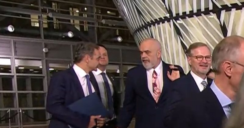 VIDEO/ Rama i’a pret shkurt Mitsos së Taqit në përplasjen në Bruksel: Ka kohë deri në vitin 2030 VIDEO/ Rama i’a pret shkurt Mitsos së Taqit në përplasjen në Bruksel: Ka kohë deri në vitin 2030