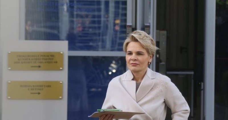 “Halli” që riktheu në publik Monika Kryemadhin “Halli” që riktheu në publik Monika Kryemadhin