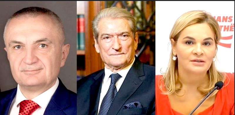 Tre vetë që u ndanë në tribunë Tre vetë që u ndanë në tribunë