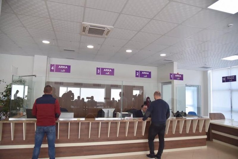 DPSHTRR zbardh detajet: Mbi 1 milion shërbime me procedurë të lehtësuar në 11 muaj DPSHTRR zbardh detajet: Mbi 1 milion shërbime me procedurë të lehtësuar në 11 muaj