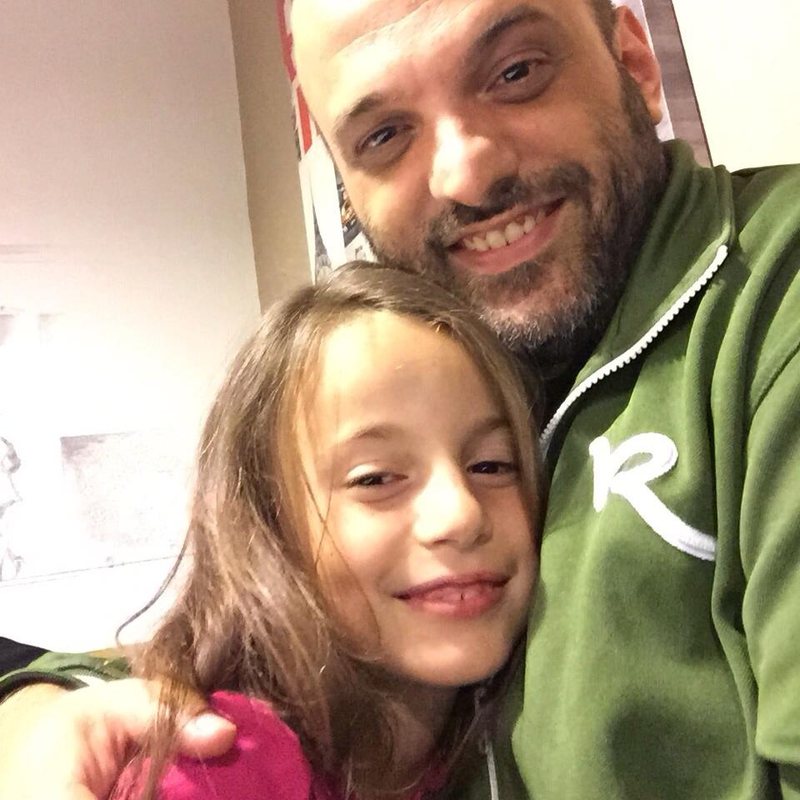 Është rritur dhe është bërë një zonjushë, sa vjeç bën sot vajza e Dr Florit Është rritur dhe është bërë një zonjushë, sa vjeç bën sot vajza e Dr Florit