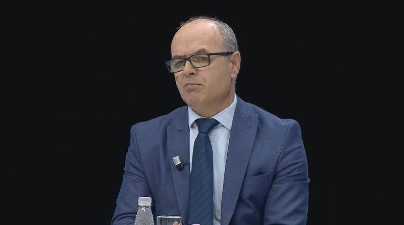 Petro Koçi: Ja intrigat që po thur Sali Berisha për t’i shpëtuar prangave të SPAK, si u rrëzua në ’97 dhe u bë kryeministër në 2005 për shkak të tradhtisë brenda së majtës Petro Koçi: Ja intrigat që po thur Sali Berisha për t’i shpëtuar prangave të SPAK, si u rrëzua në ’97 dhe u bë kryeministër në 2005 për shkak të tradhtisë brenda së majtës