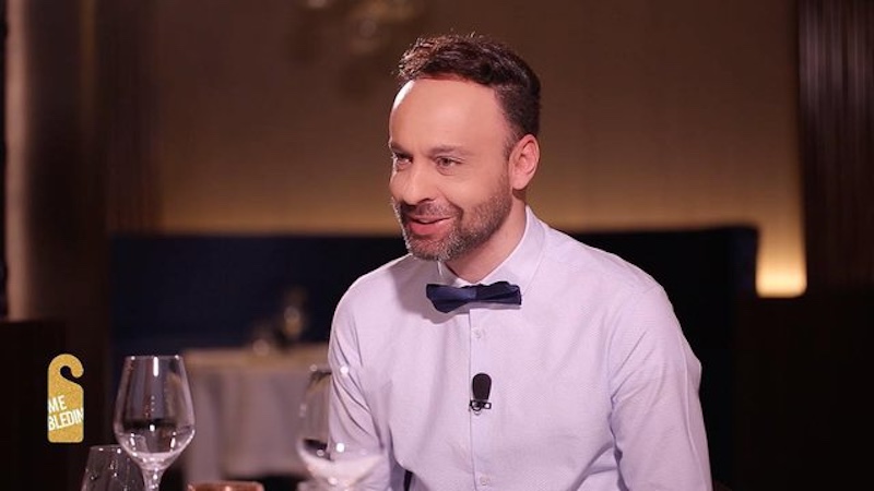 E turpshme, Bledi Strakoshën e heqin nga RTSH ditën e datëlindjes: Jemi mësuar dhe nuk kapemi të papërgatitur E turpshme, Bledi Strakoshën e heqin nga RTSH ditën e datëlindjes: Jemi mësuar dhe nuk kapemi të papërgatitur