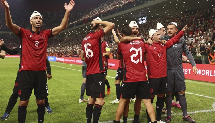 Shqipëria ndër më të kërkuarat në Europian, tifozeria shqiptare ndër tre më të interesuarat për bileta Shqipëria ndër më të kërkuarat në Europian, tifozeria shqiptare ndër tre më të interesuarat për bileta