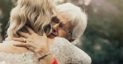 “Fëmijët largohen, por kthehen gjithmonë! Prindi është “porti” ku fëmija parkon “varkën” e tij “Fëmijët largohen, por kthehen gjithmonë! Prindi është “porti” ku fëmija parkon “varkën” e tij