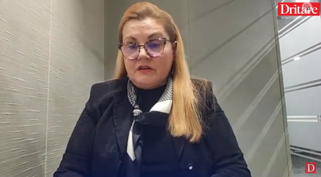 Ish drejtoresha e bankës dhe bashkëshortja e ish kryetarit të PS-së Tropojë padit Berishën: Më burgosi shtatëzanë më vranë fëmijën në bark për hakmarrje ndaj tim shoqi, shpresoj te SPAK Ish drejtoresha e bankës dhe bashkëshortja e ish kryetarit të PS-së Tropojë padit Berishën: Më burgosi shtatëzanë më vranë fëmijën në bark për hakmarrje ndaj tim shoqi, shpresoj te SPAK