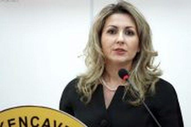 VIDEO/Ina Rama: Ja si u zhdukën filmimet e 11 kamerave dhe serveri i kryeministrisë VIDEO/Ina Rama: Ja si u zhdukën filmimet e 11 kamerave dhe serveri i kryeministrisë