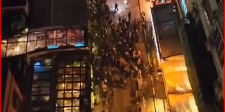 Berisha në arrest shtëpie, Oficerët e Policisë Gjyqësore i shkojnë për kontroll, shikoni videon Berisha në arrest shtëpie, Oficerët e Policisë Gjyqësore i shkojnë për kontroll, shikoni videon