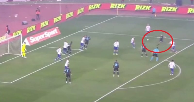 VIDEO: Të gjithë në “luftë” për një biletë në Gjermani! Një supergol bën me “dhimbje koke” Sylvinho-n VIDEO: Të gjithë në “luftë” për një biletë në Gjermani! Një supergol bën me “dhimbje koke” Sylvinho-n