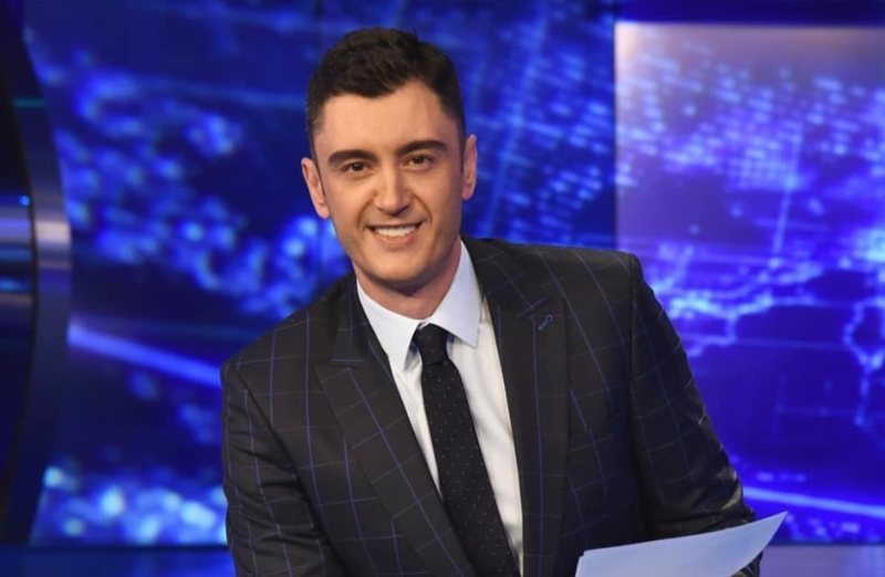 “Çdo gjë mbeti në mes pasi ra për tre ditë në koma”! Drini Zeqo rrëqeth me historinë e trishtë të humbjes së babait “Çdo gjë mbeti në mes pasi ra për tre ditë në koma”! Drini Zeqo rrëqeth me historinë e trishtë të humbjes së babait